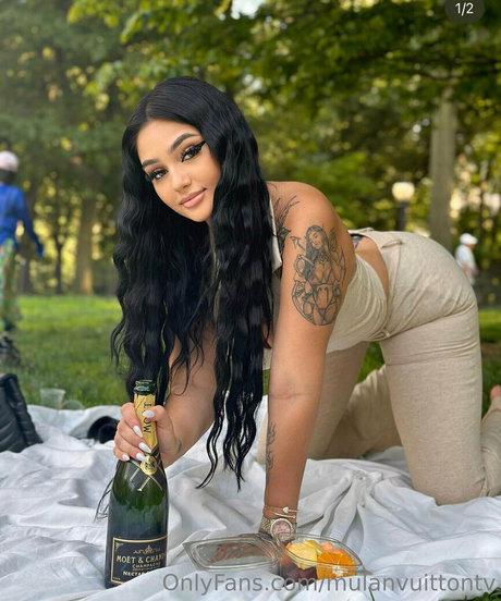 fitness model onlyfans perfect image