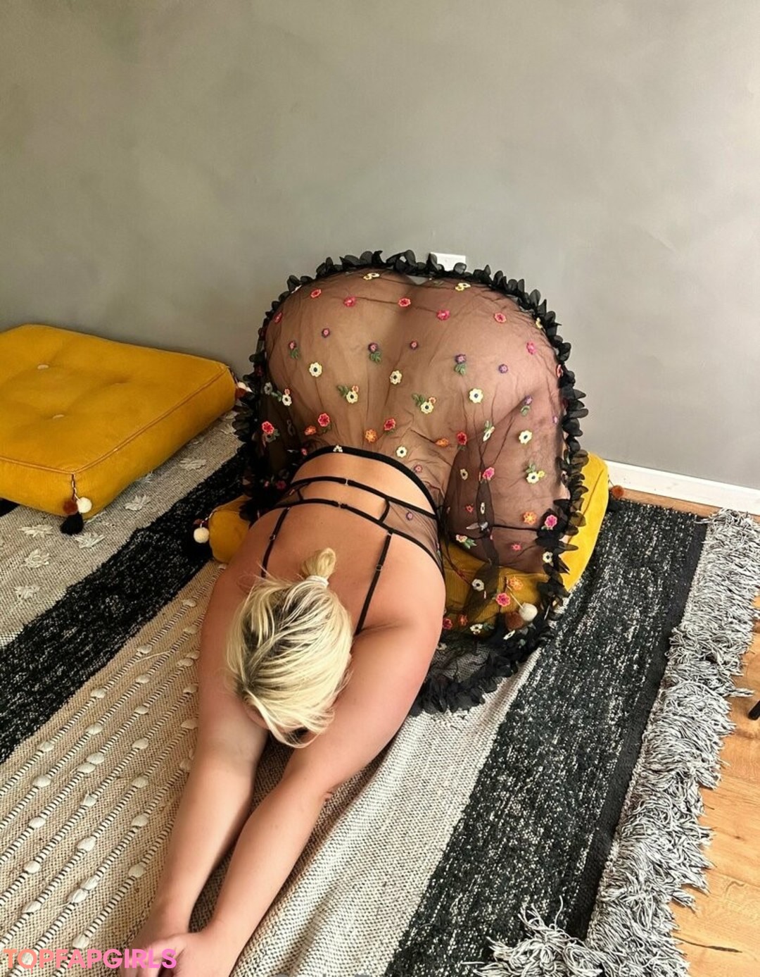 spanking onlyfans nice img