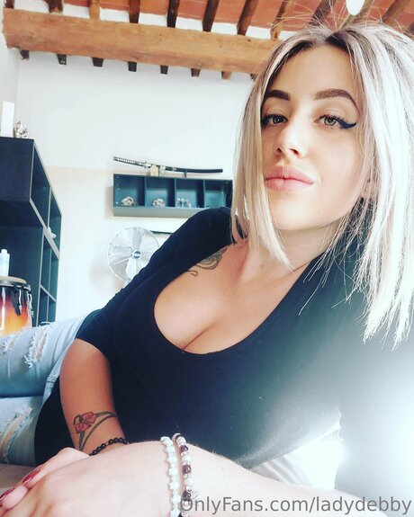 Lady Debby erotic pornstar archive