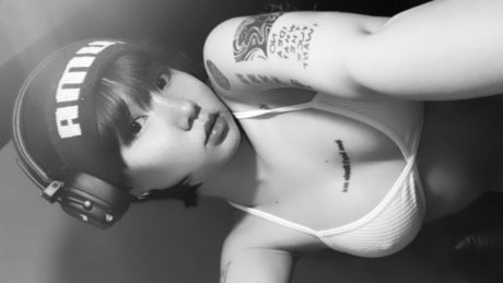 NUEATONG hot model archive