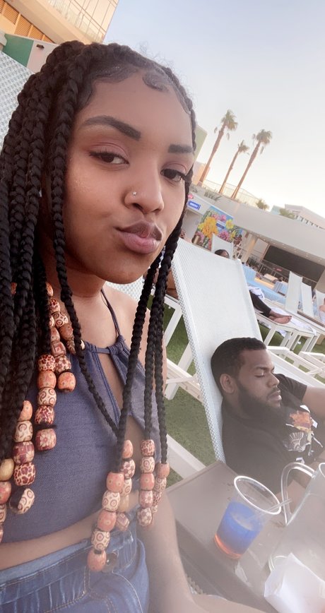 Martini Lover exclusive actress gallery