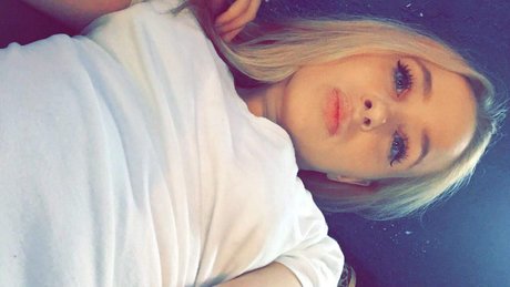 SexyLittleKinkz top profile image