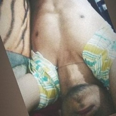 Diiabliithoo naked model image