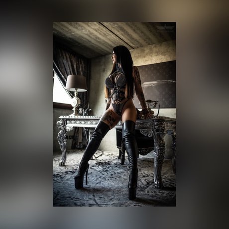 Jennifer van Hunt nudes pornstar galleries