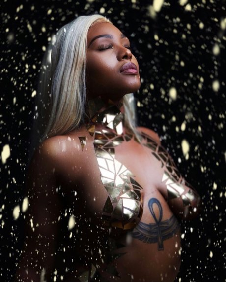 Saged Pussy nice pornstar pictures