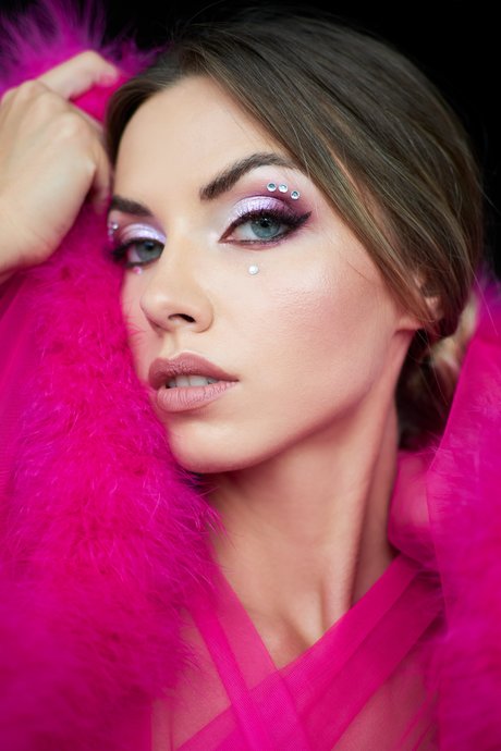 DinLand model high quality img