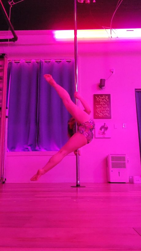 Violet rose sexy star image