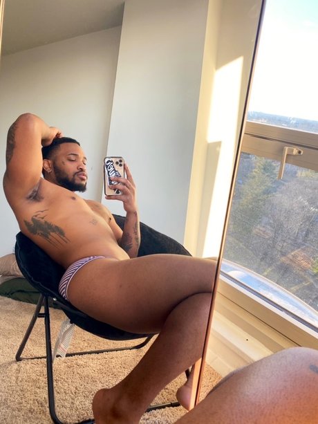 KAYISIAH_ hd pornstar photo