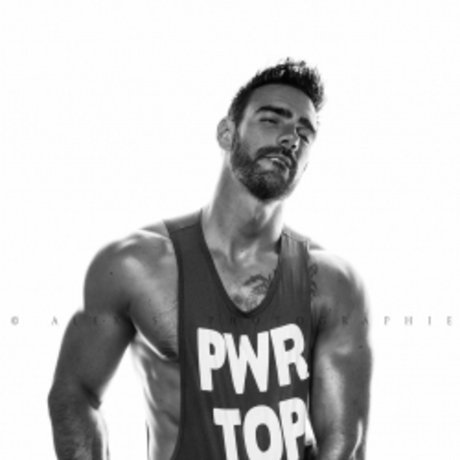 Jess Vill model top gallery