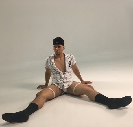 Aaron viera sex actress galleries