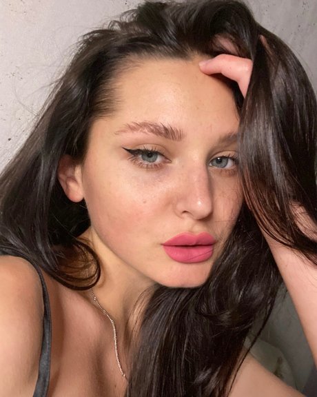 Cherrysexyyy model beautiful photos