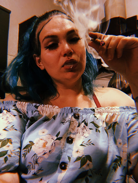 Thick cakez_ profile image