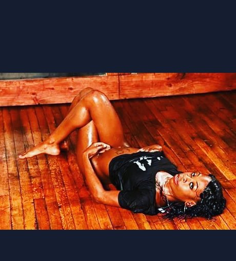 Golden Queen nudes actress archive