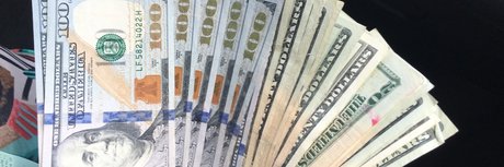 Quel Azz sexy model pictures