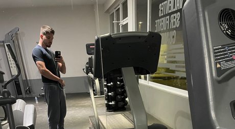 Tomylind pornstar adult pic