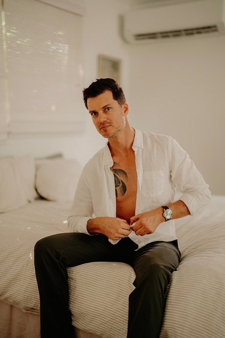 Chayse art model gallery