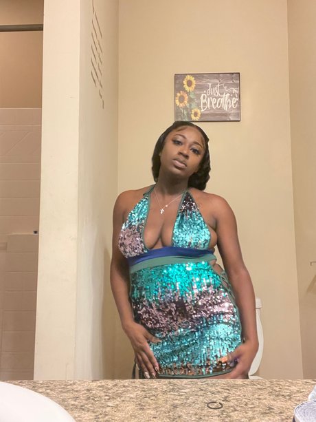 Precious Royal pornstar nudes galleries