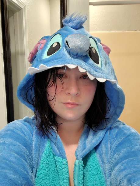 MissKittie nude model img