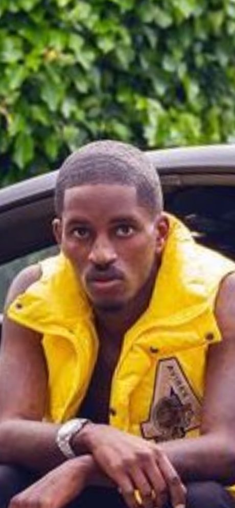 Mad Muzik Cali erotic actress image