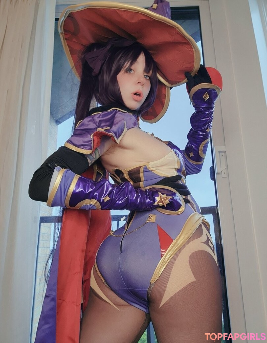RiiniMoon art model gallery