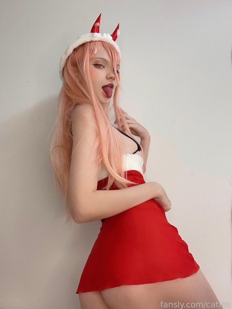 catiescos nude star photos