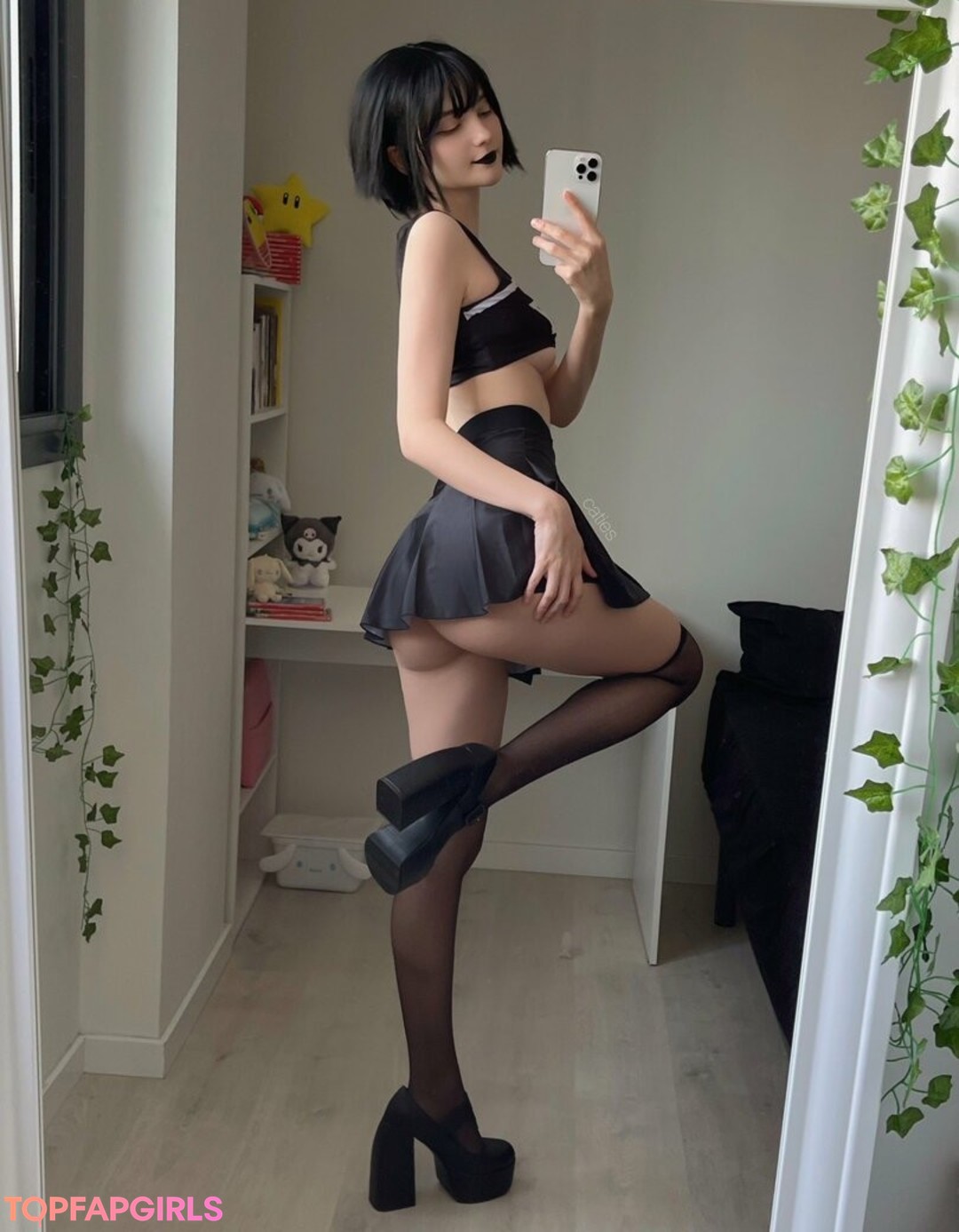 petite blonde milf onlyfans beautiful nude photos
