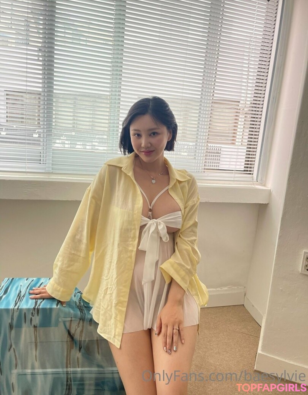 japanese schoolgirl onlyfans top gallery