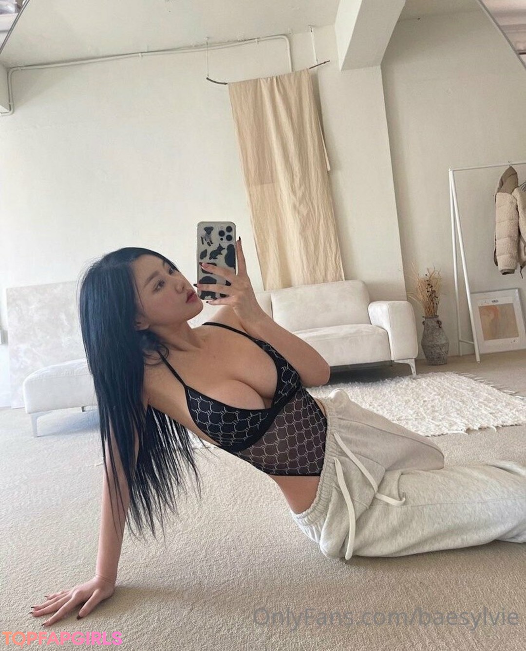 Baesylvie model sex photos