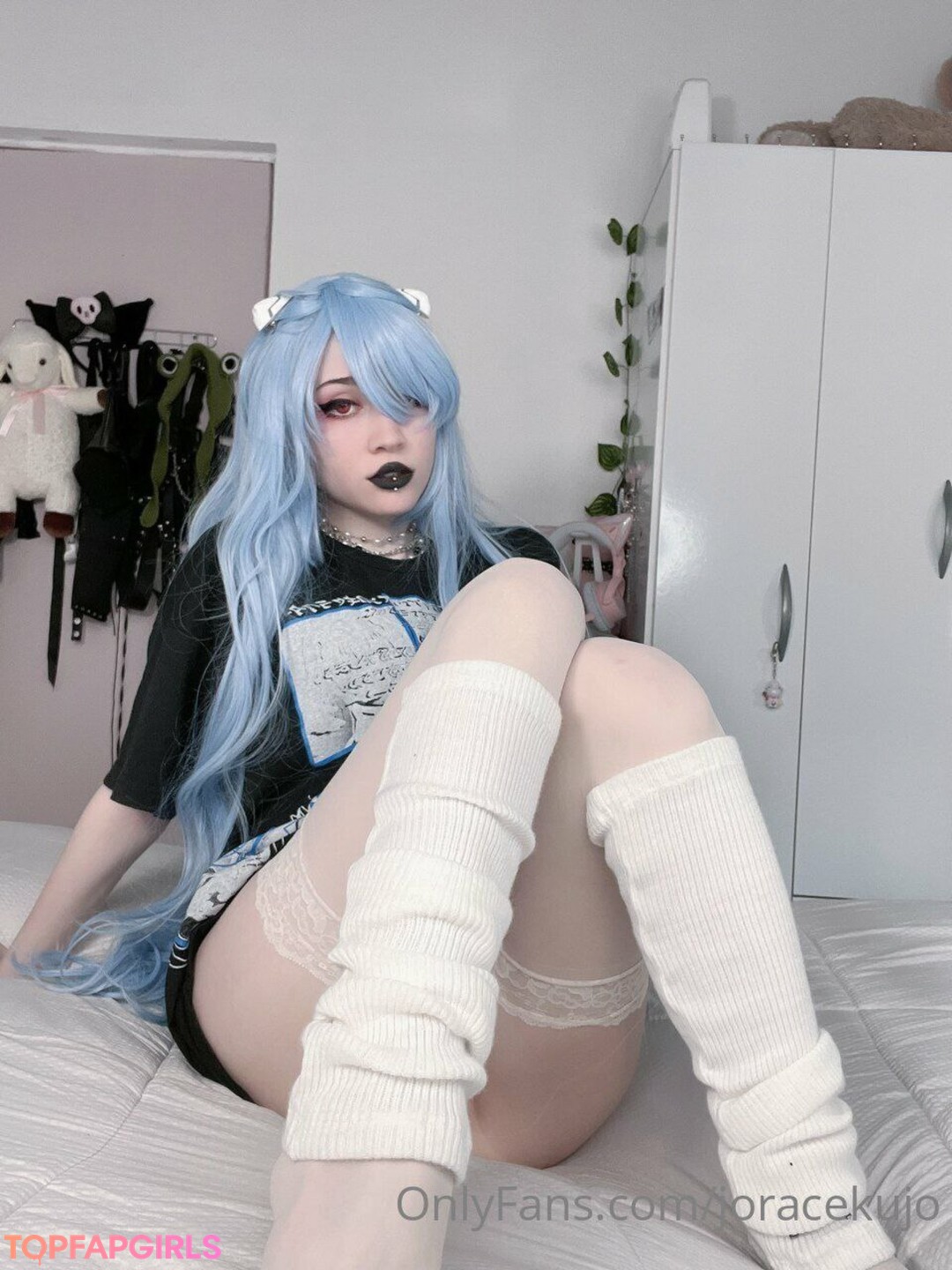 influencer onlyfans art naked images