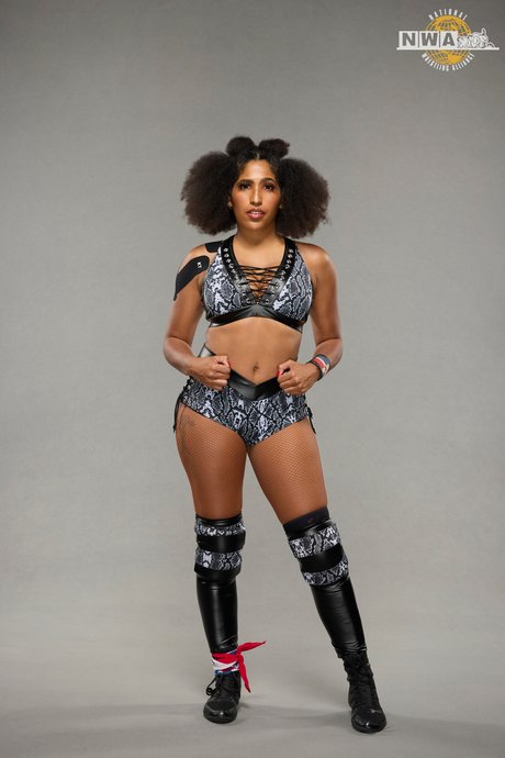 lesbian strapon onlyfans free pictures