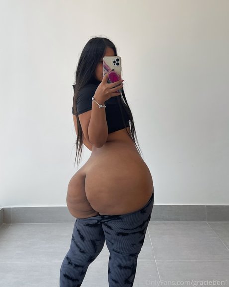 girlfriend experience onlyfans free nude pics