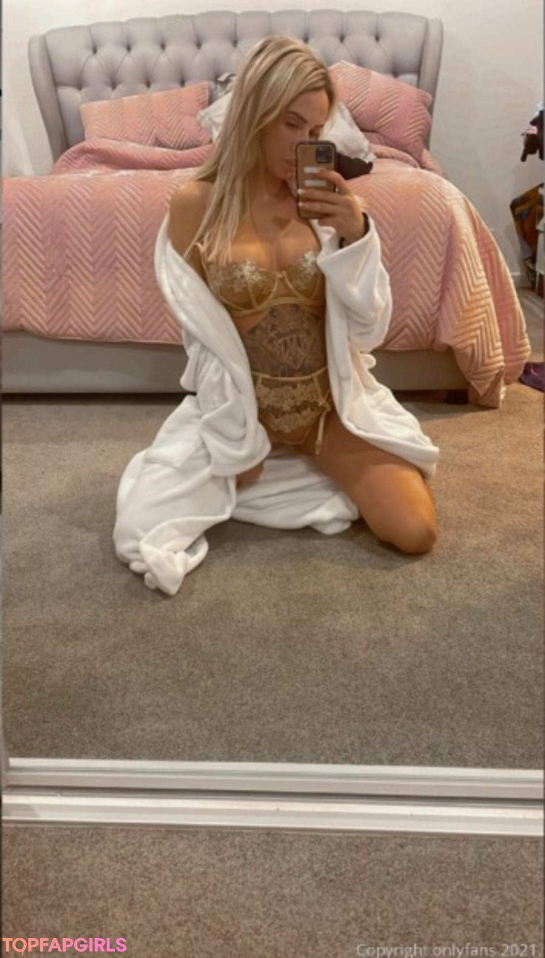 vacation onlyfans art nude pic
