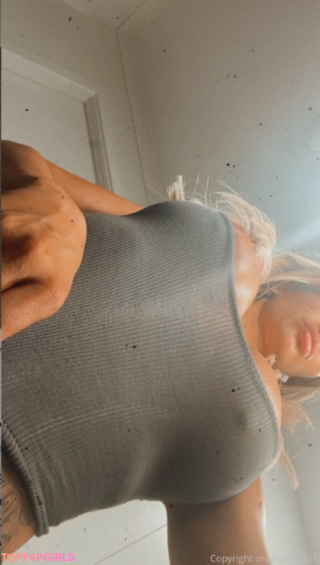 south onlyfans erotic img