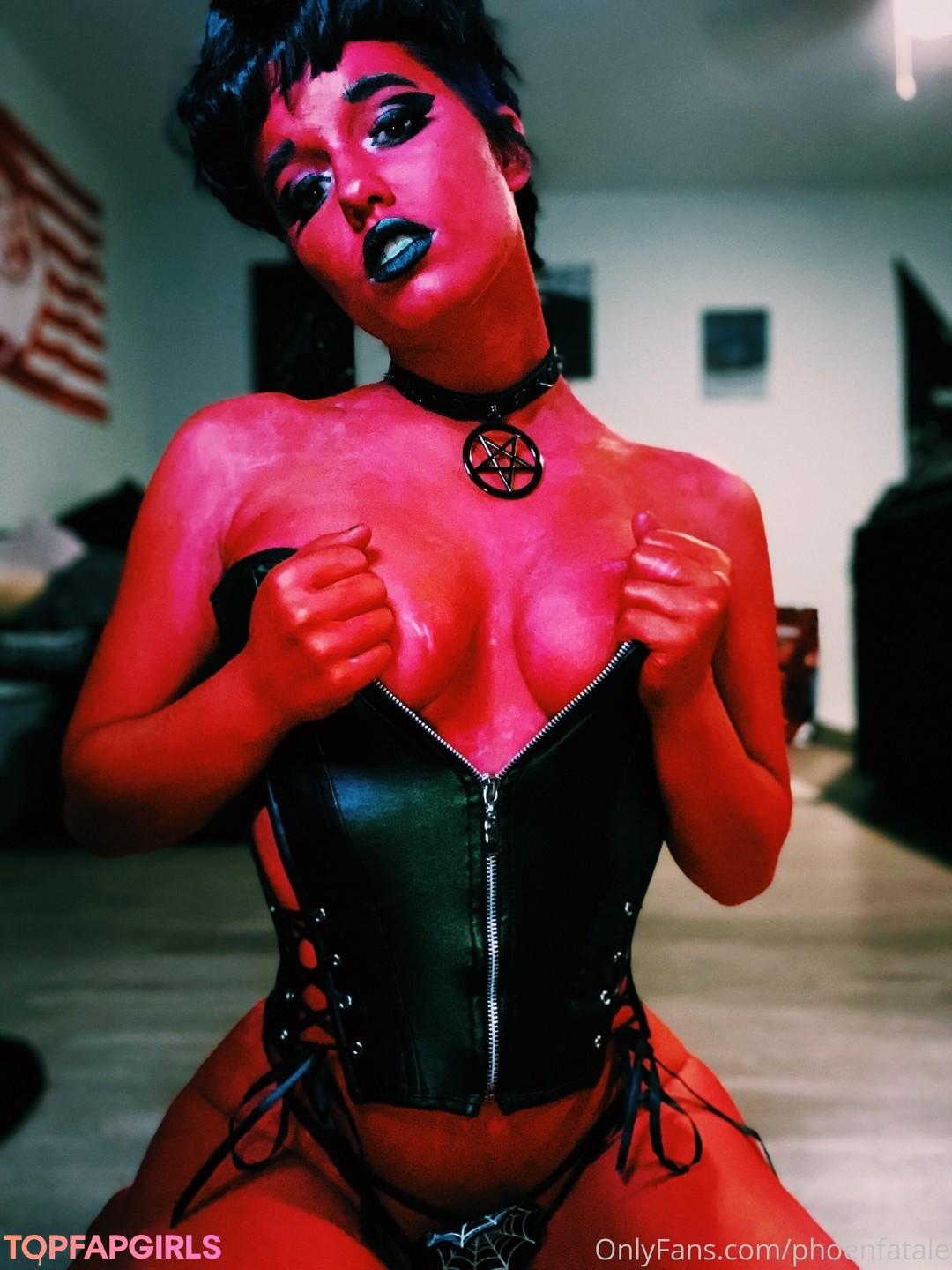 Phoenfatale xxx pornstar photos