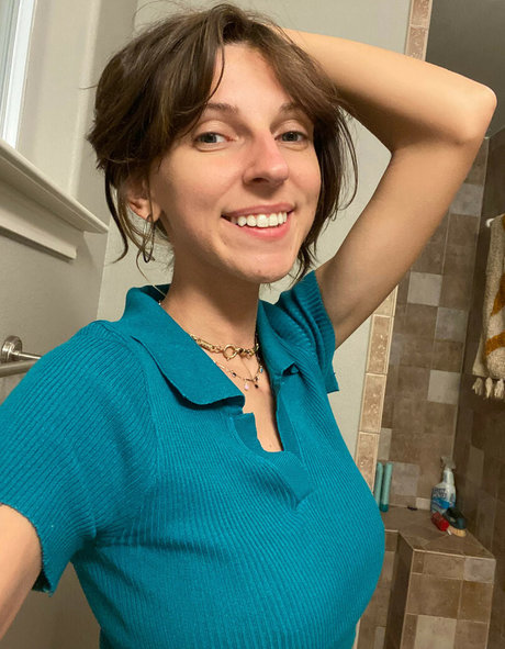 HopelessSoFrantic high quality actress images