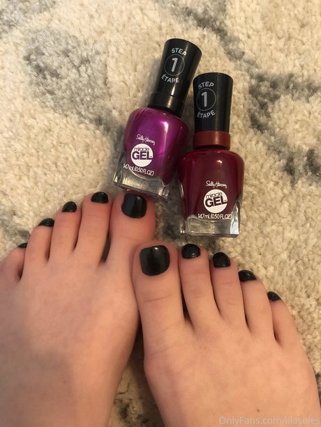 Lilasoles pornstar free pic