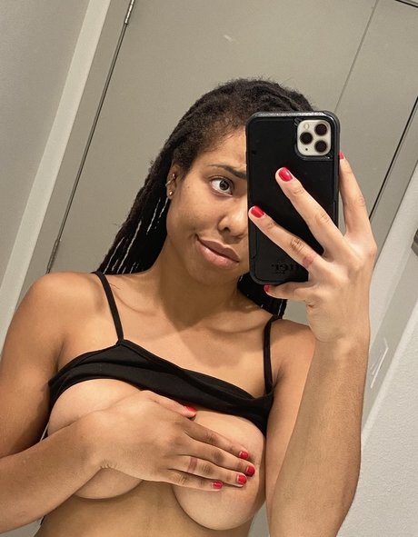 beautiful big boobs onlyfans pornographic images