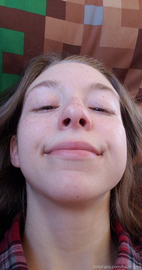 Haze Lynn nice pornstar photo