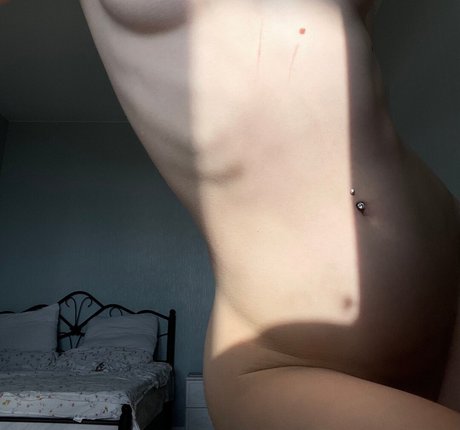 asyapixie pornographic model photo