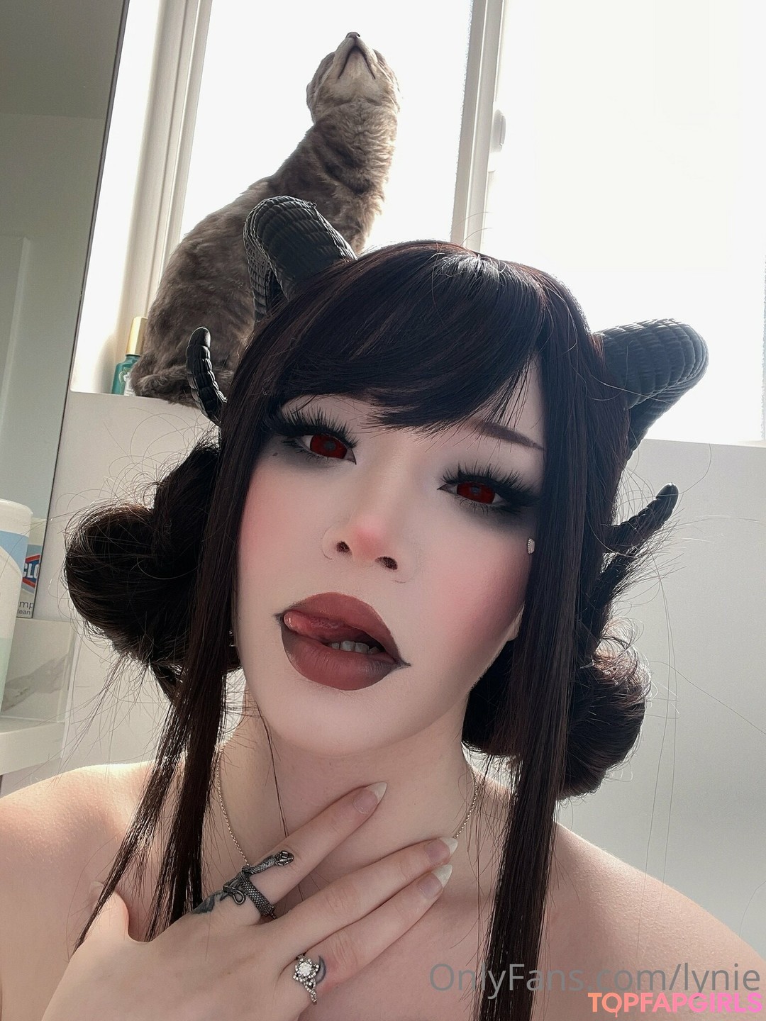 curvy kitty onlyfans sexy naked images