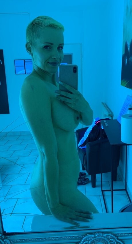 Anike Ekina pornstar free galleries