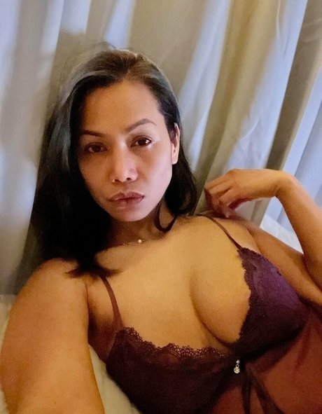 hotasiangranny porn star img