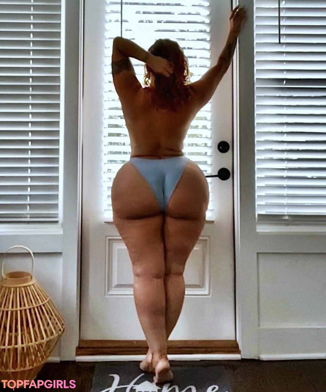 Scarlett Cakez exclusive model gallery