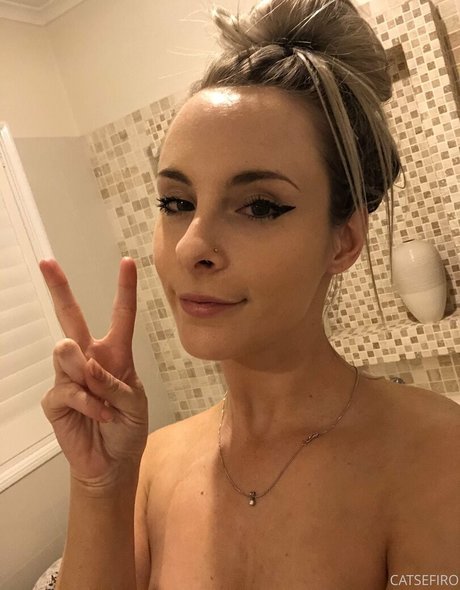 nerdy teen onlyfans hot sexy pictures