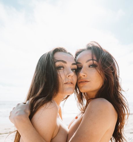 fat ass asian onlyfans naked pics