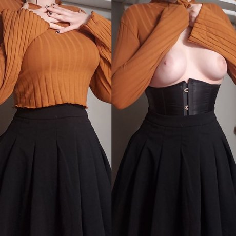 madame goths star naked picture