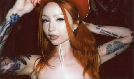 baesuicide pretty pornstar image