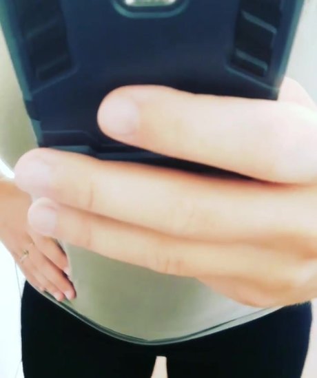 TheOnlyLuca adult model photos