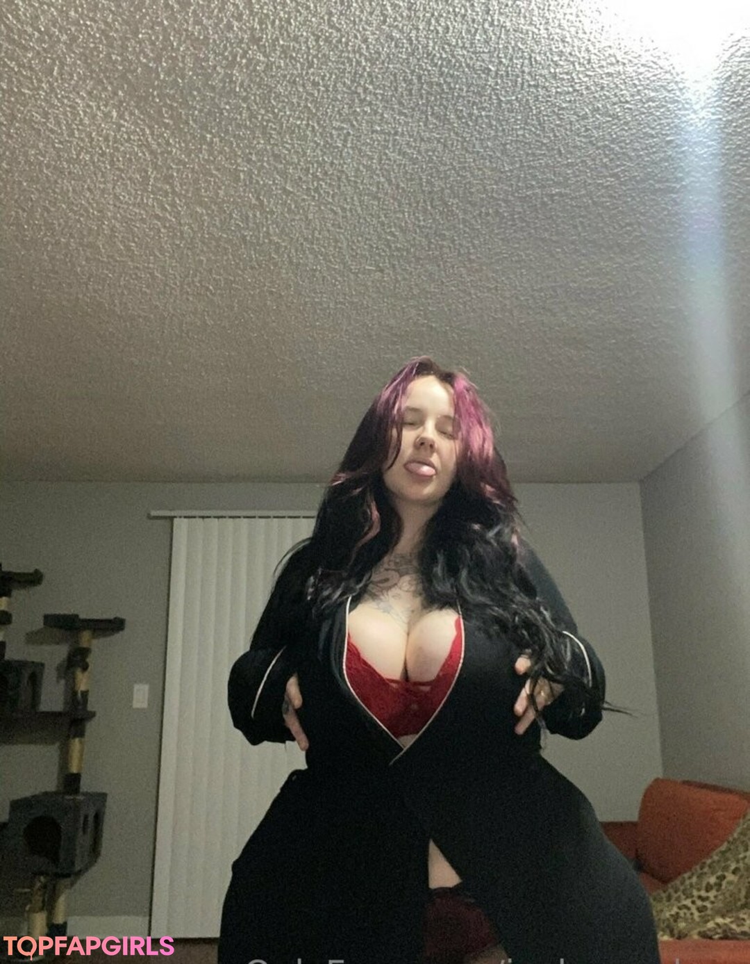 emo slut onlyfans pornographic archive