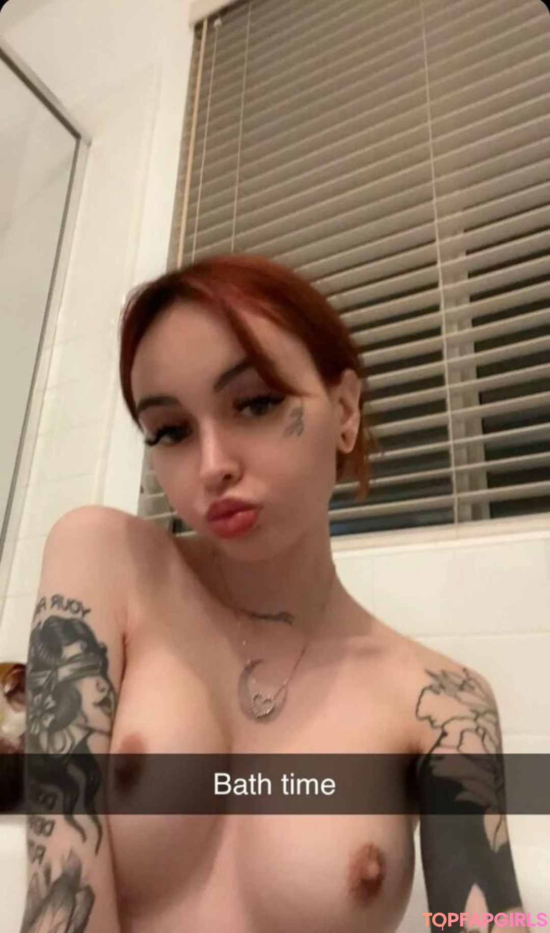 Stormy Summers star erotic photo